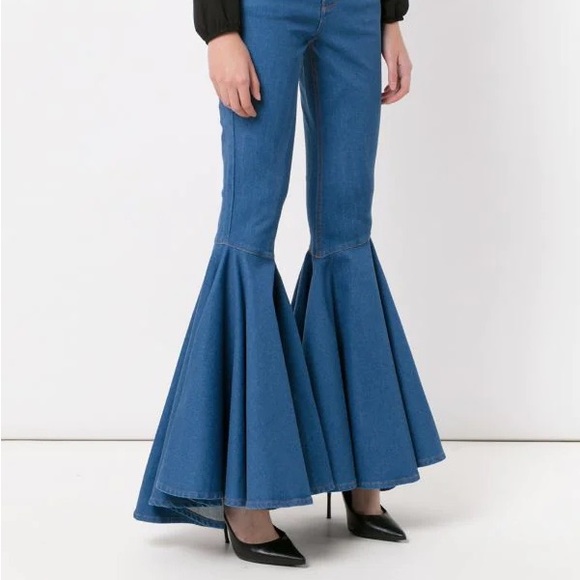 NWT Amapô Flared Jeans - Picture 2 of 6